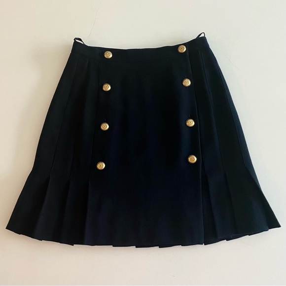 CHANEL Vintage Pleated 14k Gold Logo Buttons Mini Skirt - Picture 1 of 10